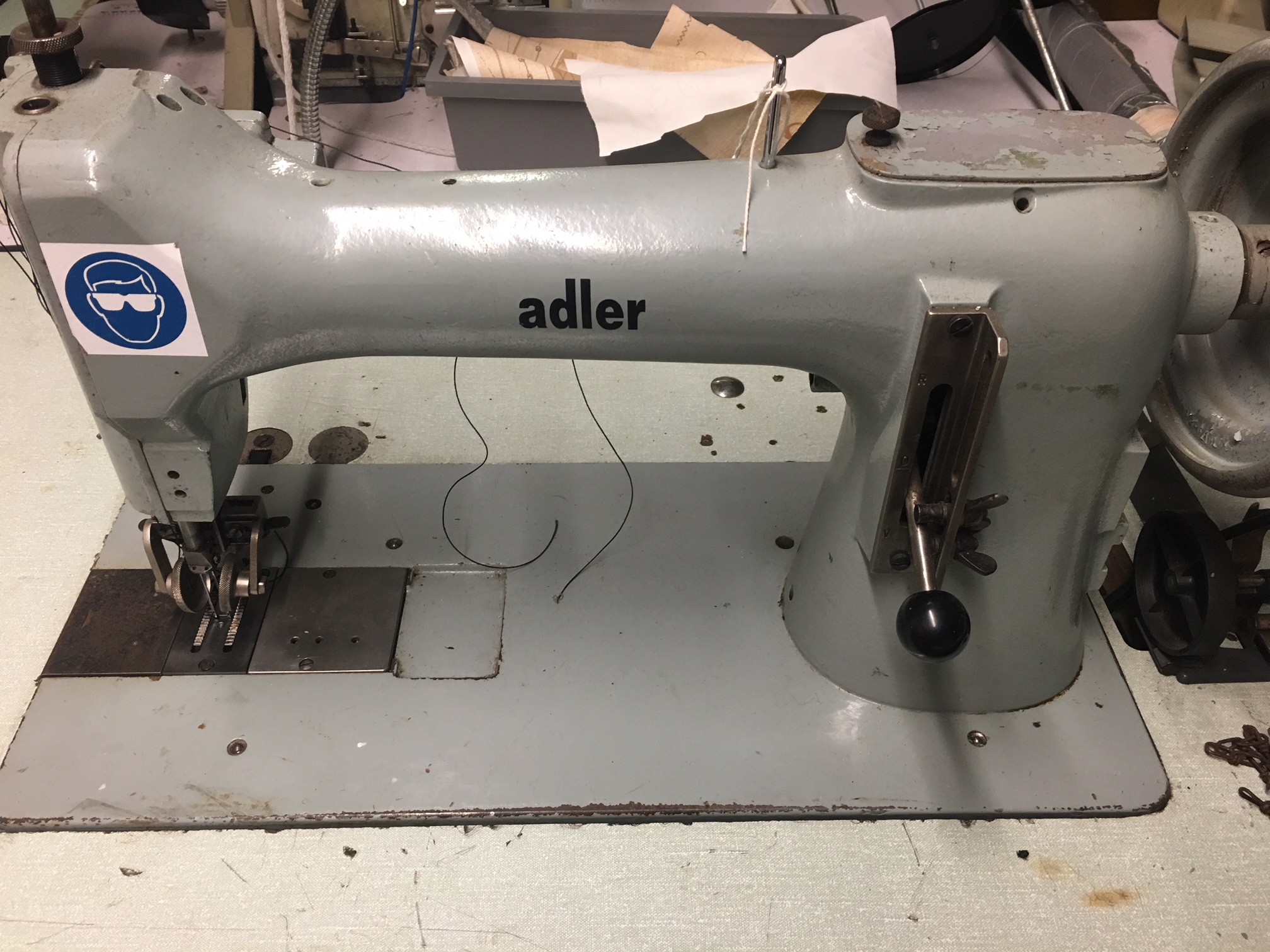 Adler 104-4102 S moccassin shoe machine